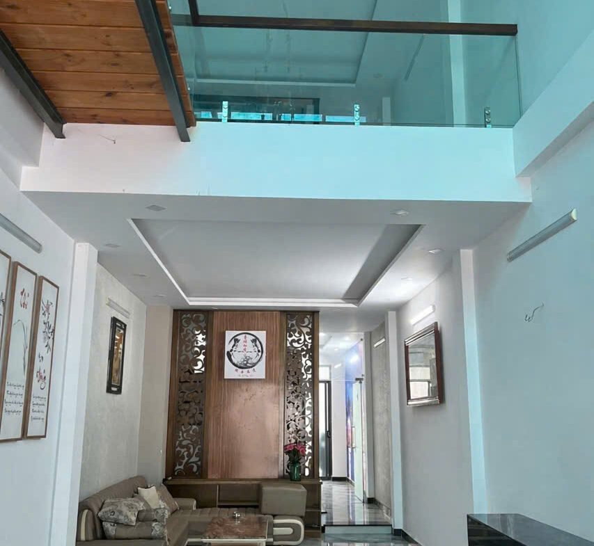 Bán nhà mặt tiền KD đường Vành Đai Trong Khu Tên Lửa 4mx25m 4 lầu