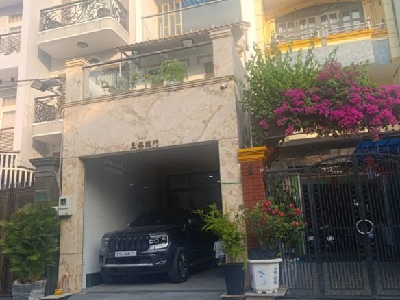 Bán nhà mặt tiền đường Đoàn Phú Tứ 4×20 3 lầu