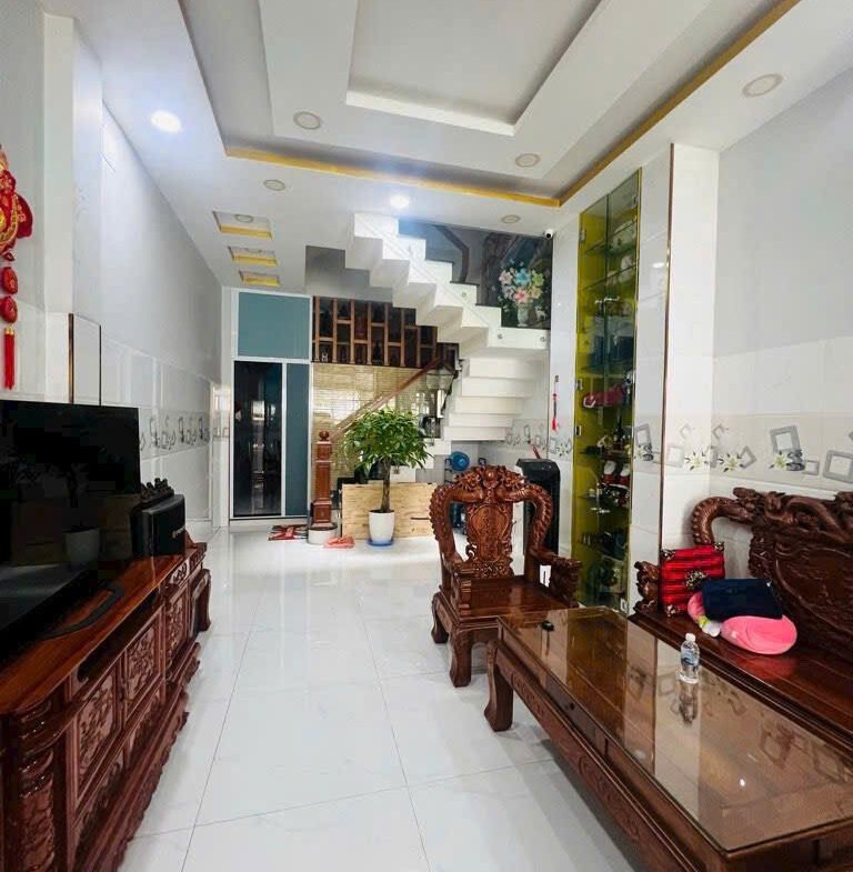 Bán nhà mặt tiền đường Đoàn Phú Tứ 4×20 3 lầu