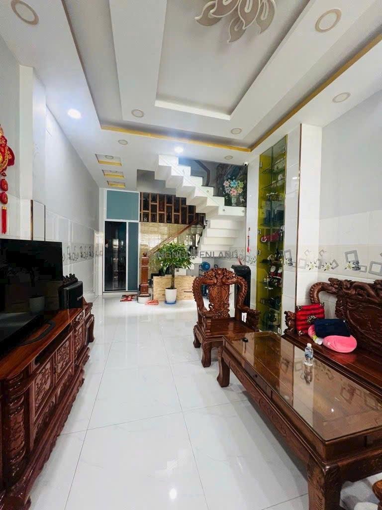 Bán nhà mặt tiền đường Đoàn Phú Tứ 4×20 3 lầu