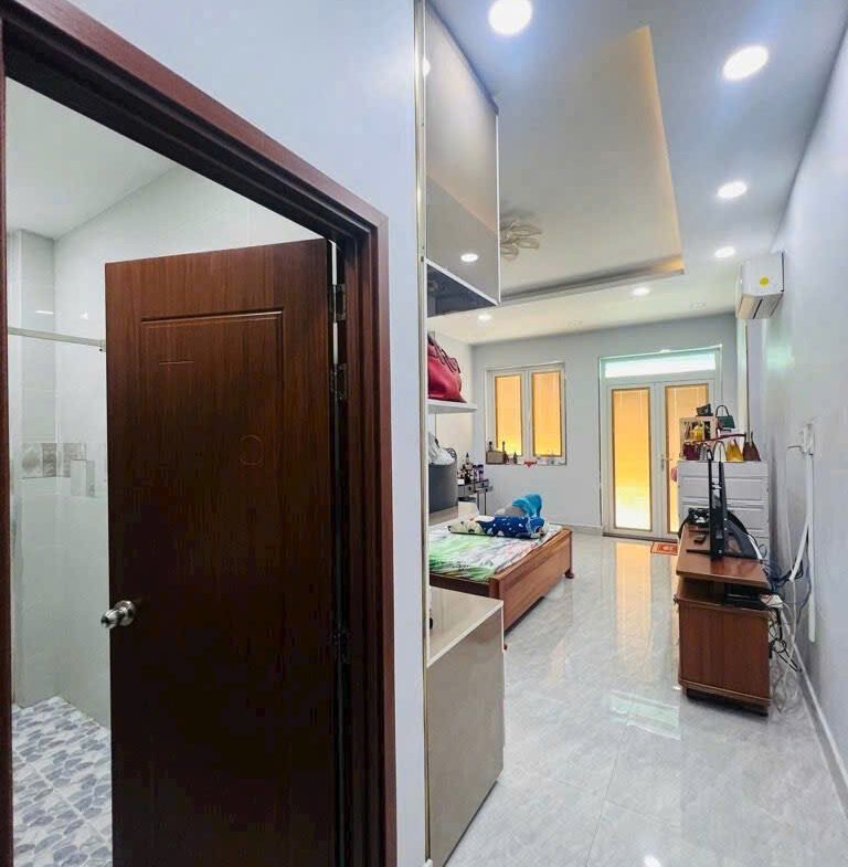 Bán nhà mặt tiền đường Đoàn Phú Tứ 4×20 3 lầu