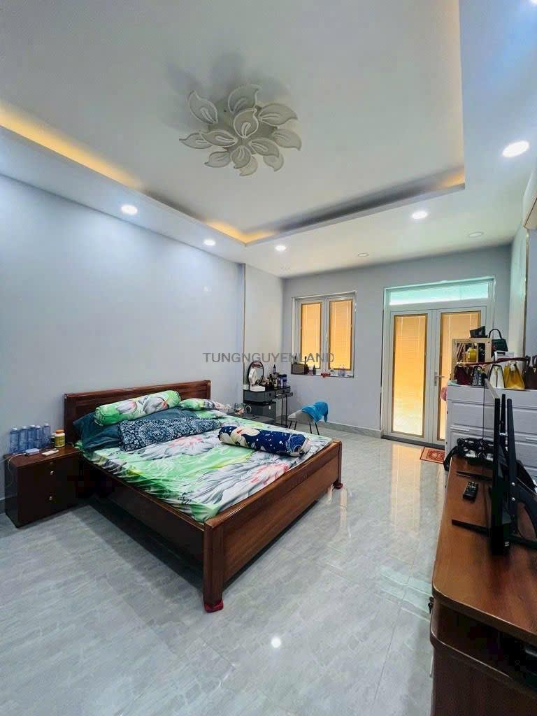 Bán nhà mặt tiền đường Đoàn Phú Tứ 4×20 3 lầu