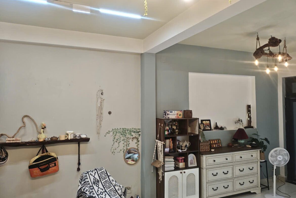 Bán nhà mặt tiền Kinh Doanh 5mx20m 3 lầu khu Ao Sen
