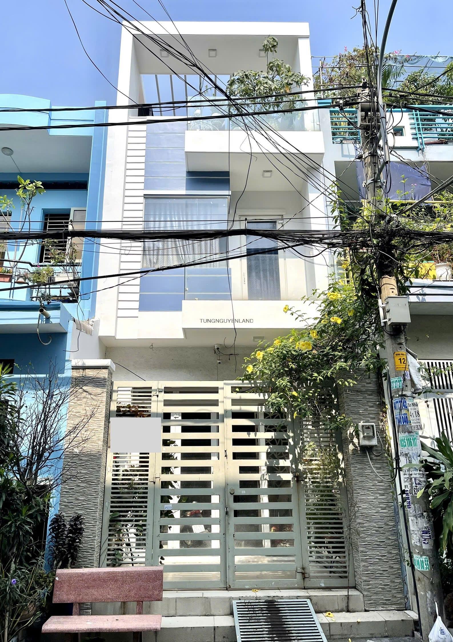 Bán nhà đẹp hẻm 8m đường Kinh Dương Vương 3 lầu P. Phú Lâm