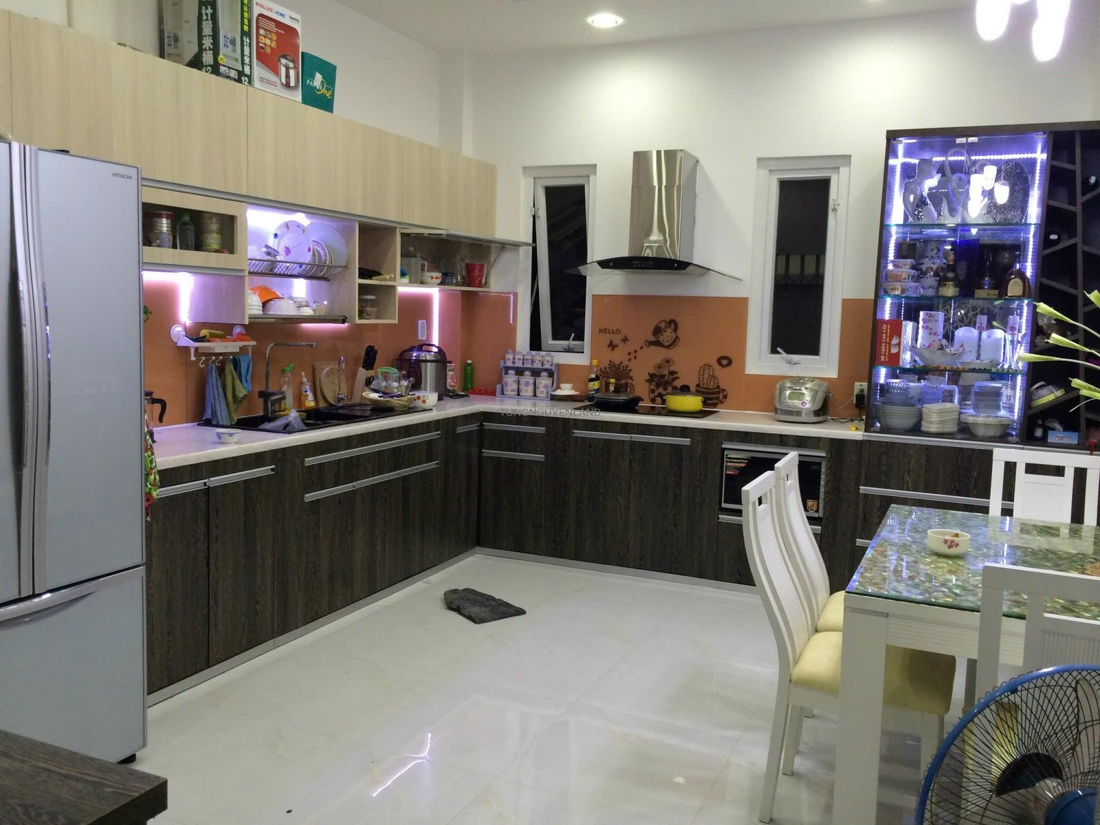 Bán nhà đẹp hẻm 8m đường Kinh Dương Vương 3 lầu P. Phú Lâm