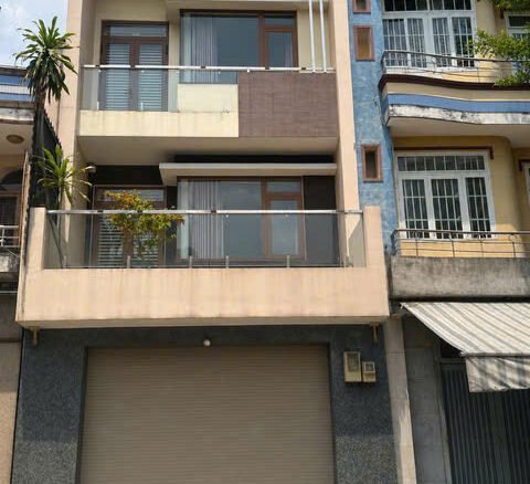 Bán nhà mặt tiền Khu Tên Lửa gần chợ 5mx16m 3 lầu
