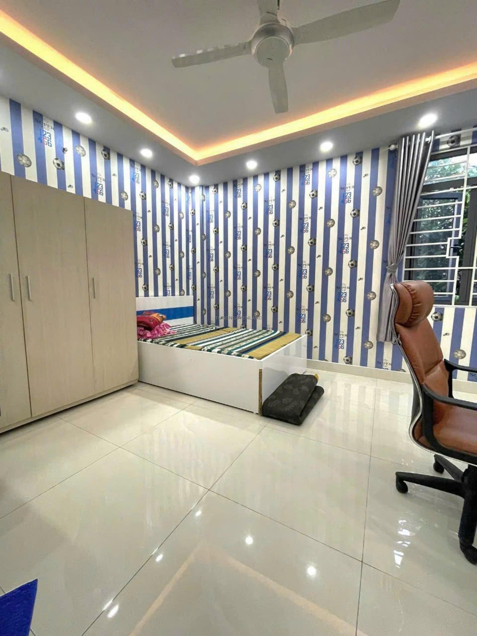 z6210905177261_d49315f49fc68b26f524b19f02a88586 Bán nhà mặt tiền KD đường số 6 Khu Tên Lửa 5mx18m 3 lầu gần chợ Da Sà