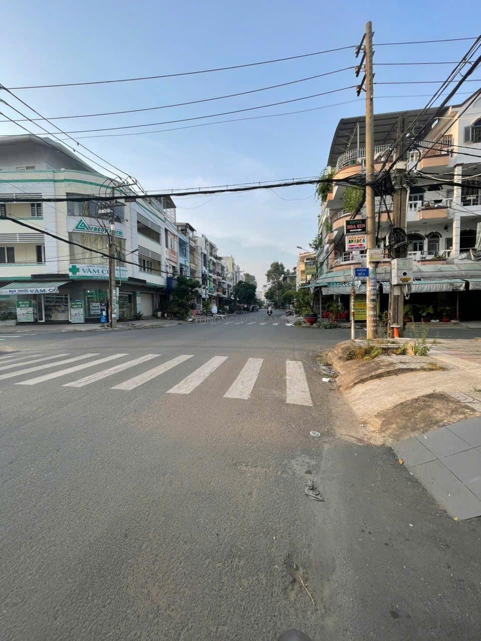 Bán nhà mặt tiền đường số 4 khu Tên Lửa 4mx20m