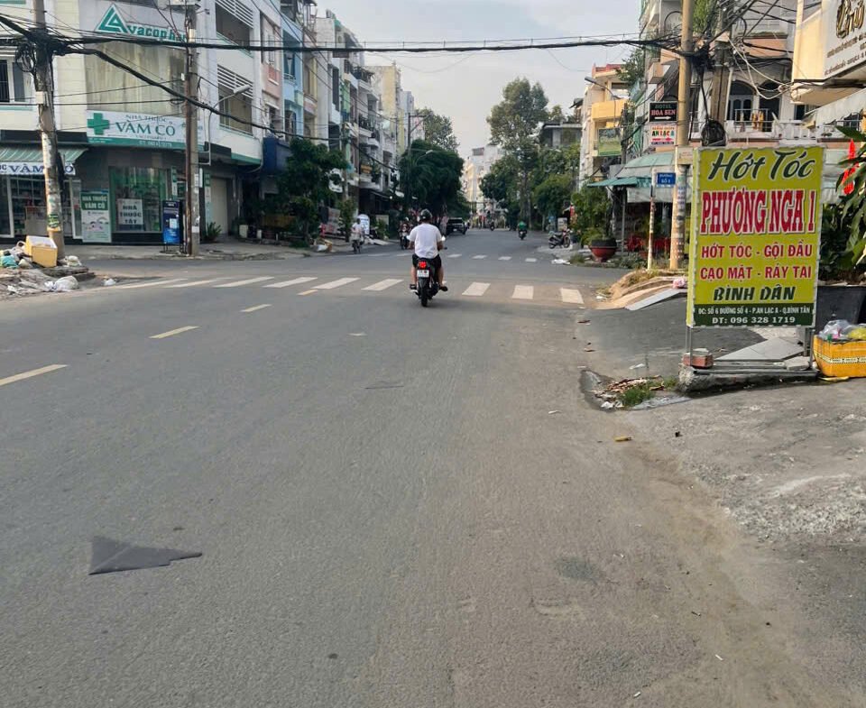 Bán nhà mặt tiền đường số 4 khu Tên Lửa 4mx20m