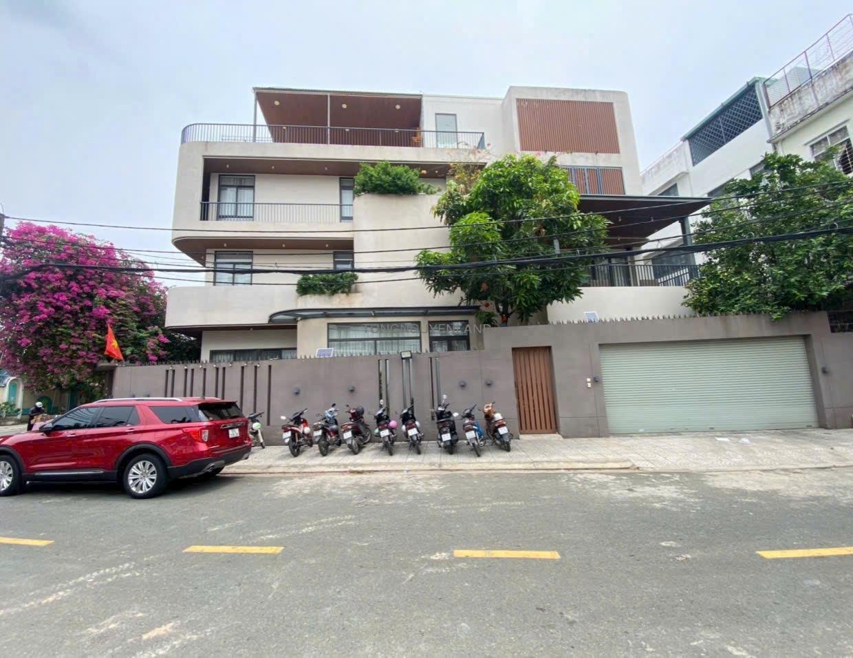 Bán biệt thự góc 2 mặt tiền Khu Tên Lửa Gần Công Viên