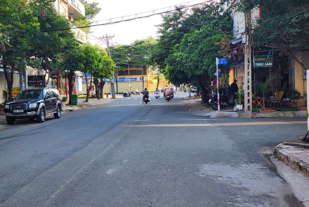 Bán nhà mặt tiền kinh doanh đường số 6 khu Tên Lửa 6×21