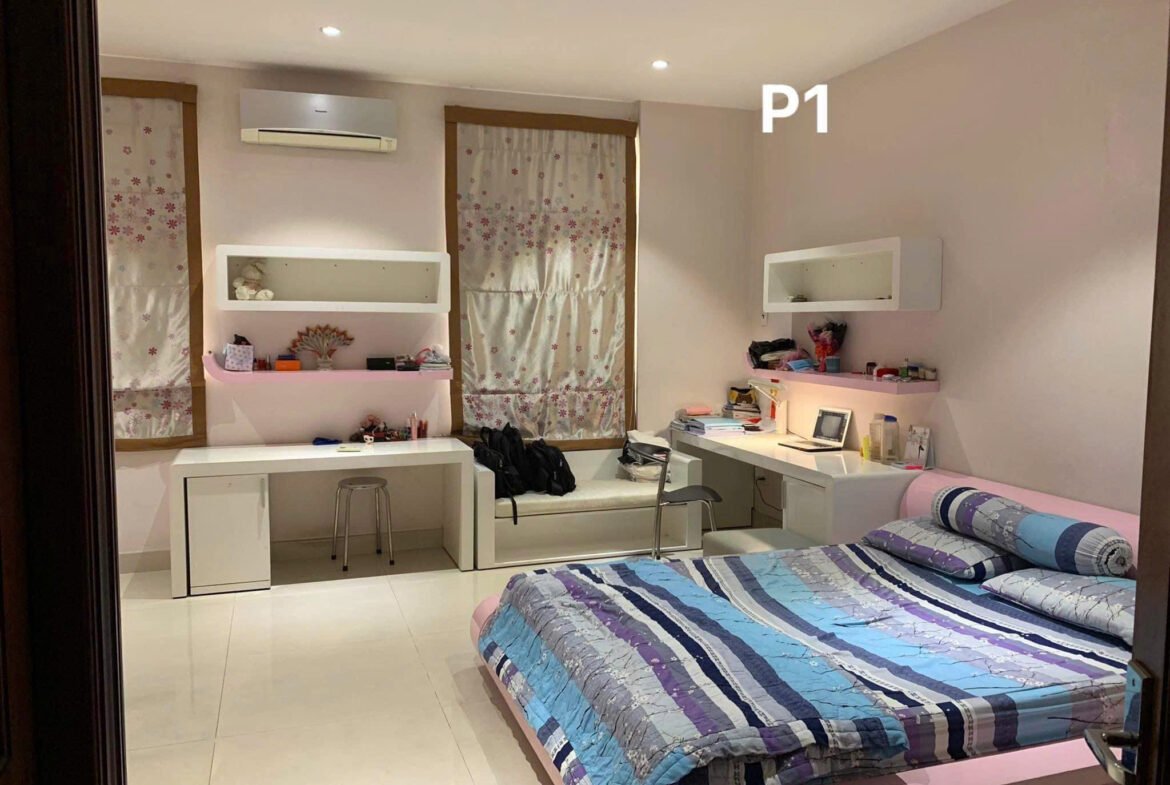 Bán nhà mặt tiền đường Tên Lửa 8m x 25m đúc 3 tấm