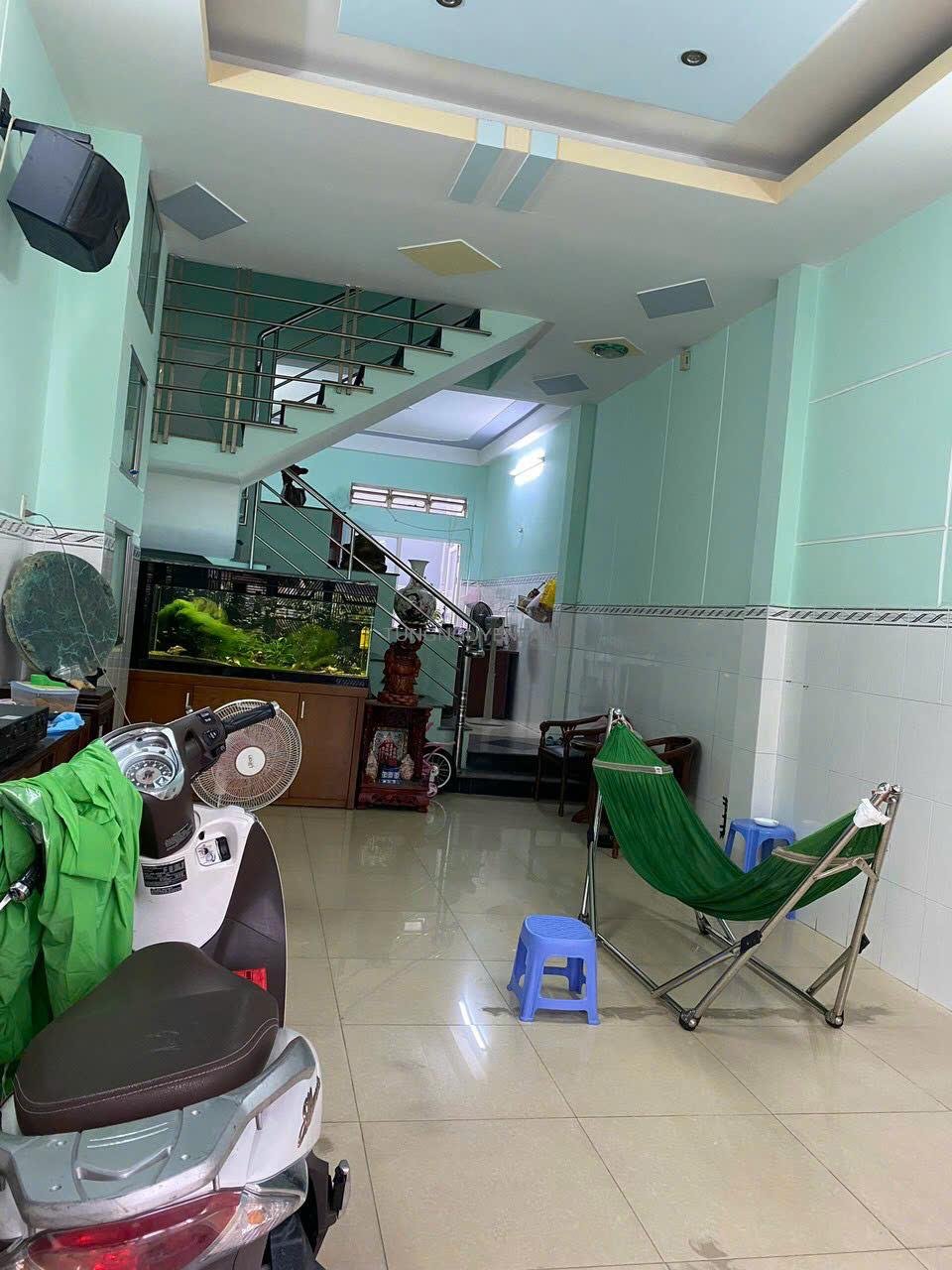 Bán nhà mặt tiền đường 78 Khu Bình Phú 4×15 3 lầu