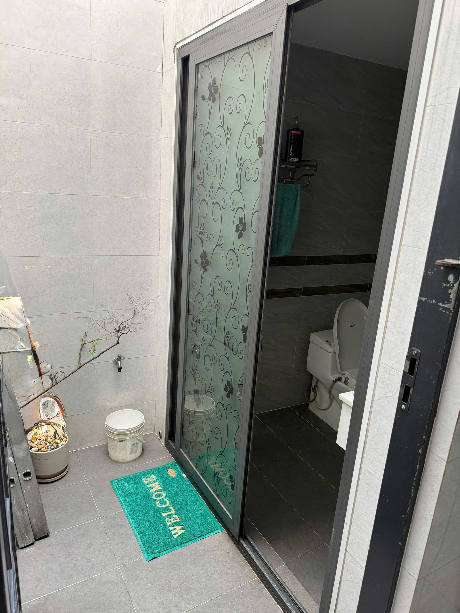 Bán nhà mặt tiền đường Tân Hòa Đông 4mx26m 3 lầu đẹp
