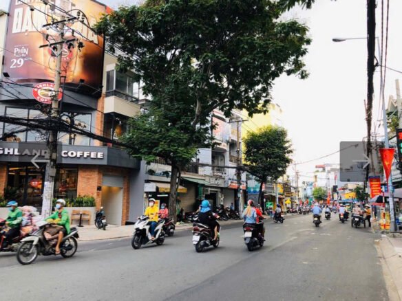 Bán nhà mặt tiền kinh doanh đường Vườn Lài 4mx17m 1 lầu, lửng