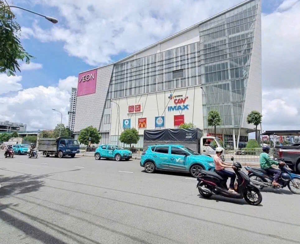 Bán nhà mặt tiền Kinh doanh đường Tên Lửa gần siêu Thị Aeon 6mx20m đúc 3.5 tấm