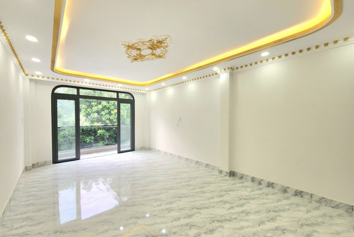 Bán nhà mặt tiền khu Tên Lửa đối diện công viên 4×20 3 lầu có thang máy