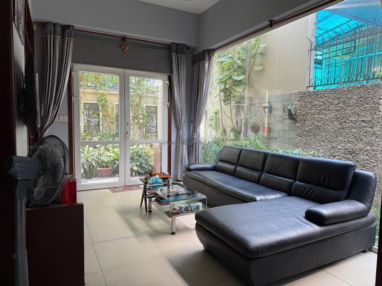 Bán biệt thự Khu Tên Lửa 8mx21m đúc 3 tấm