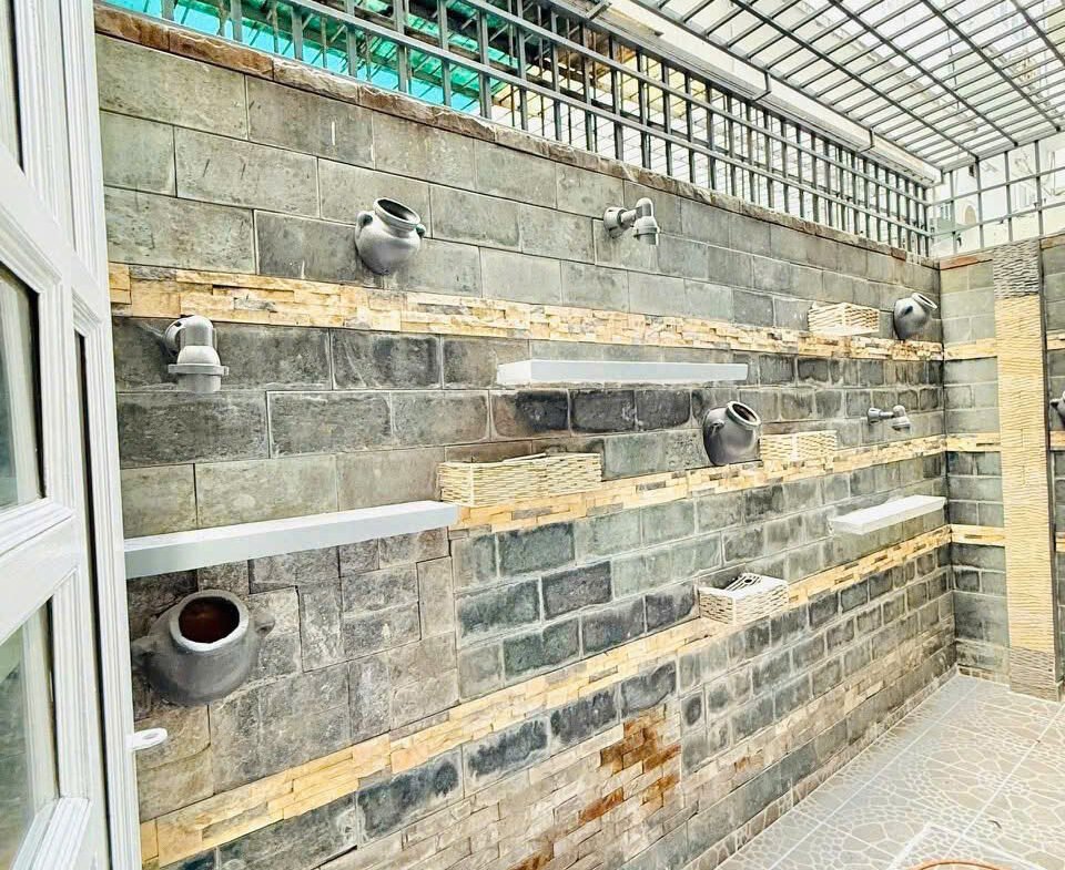 Bán nhà mặt tiền Khu Tên Lửa, đối diện công viên 5×20 đúc 3.5 tấm