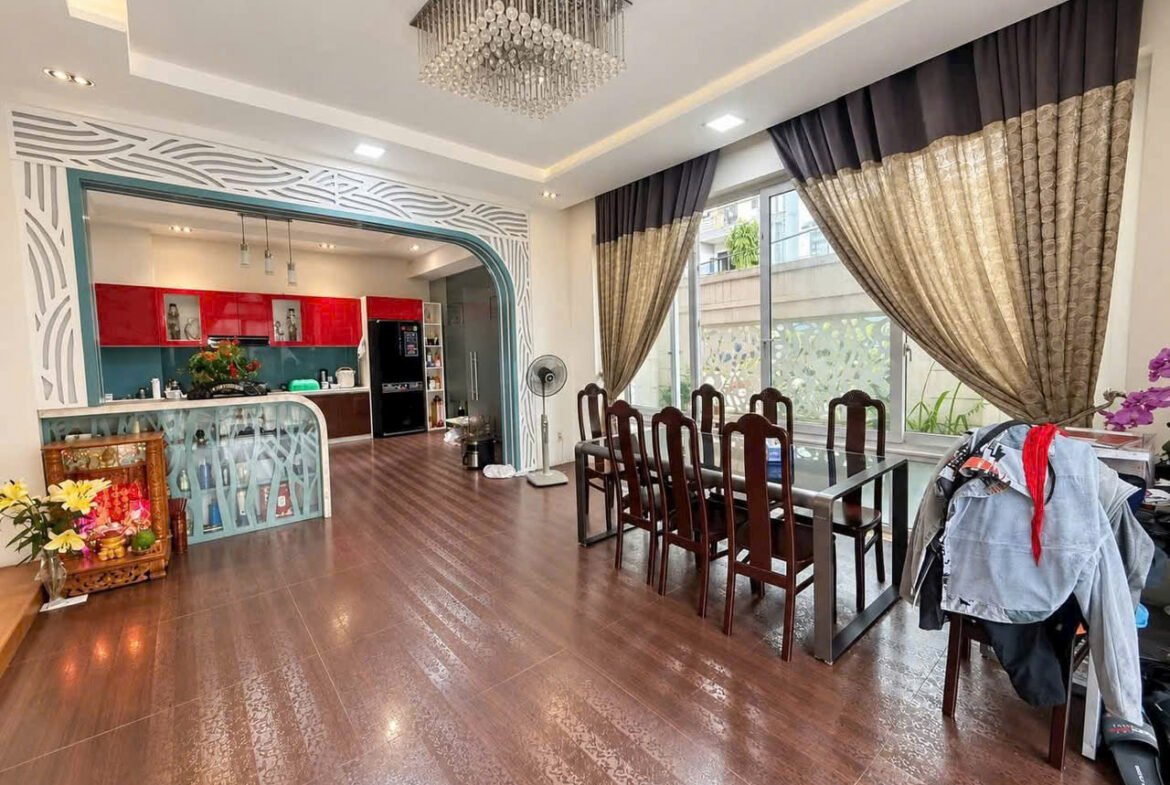 Bán siêu biệt thự góc 2 mặt tiền Khu Tên Lửa 20mx20m có hồ bơi, thang máy