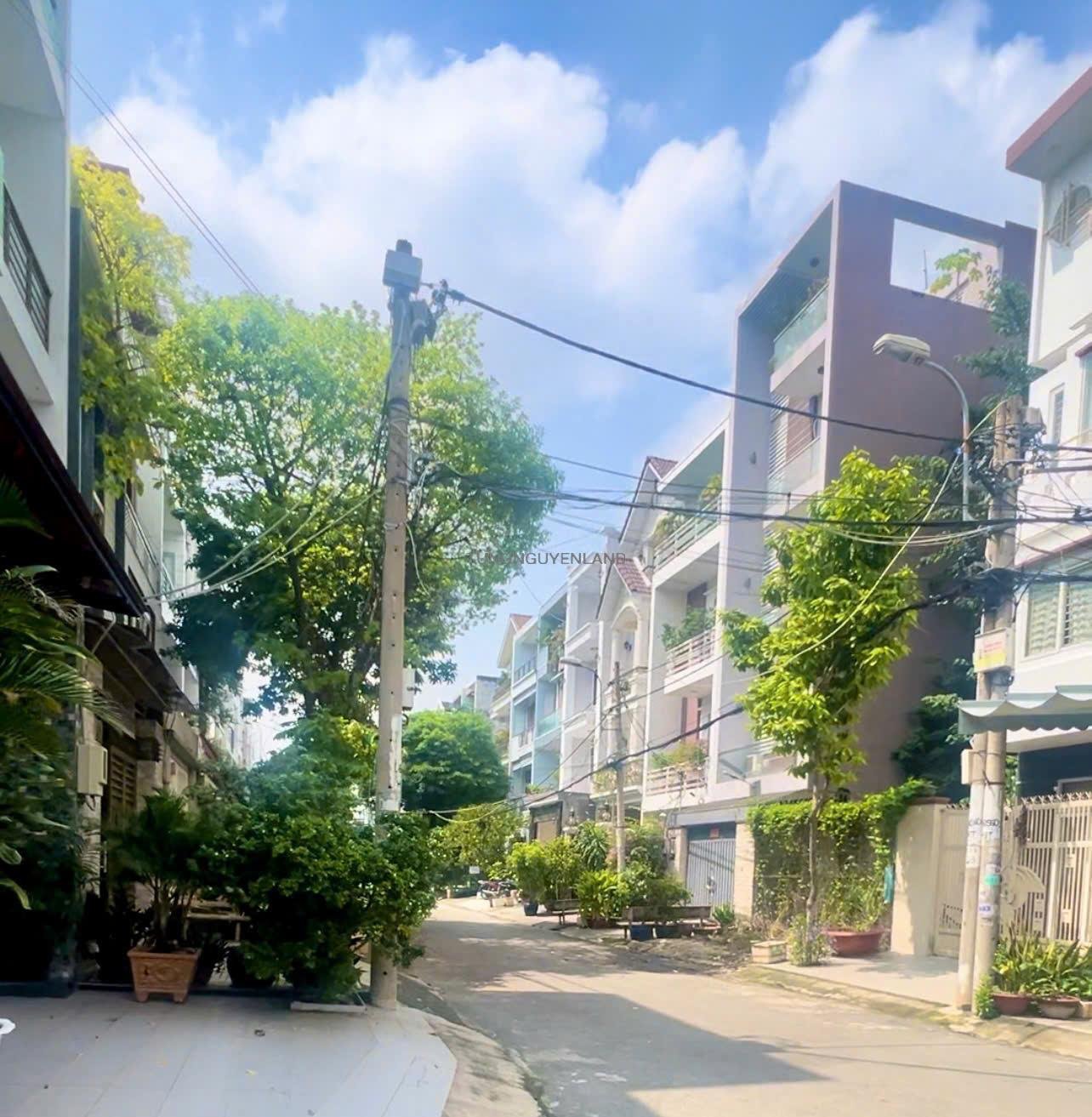 h6 Bán nhà góc 2 mặt tiền Khu Tên Lửa 5×18 3 lầu có thang máy