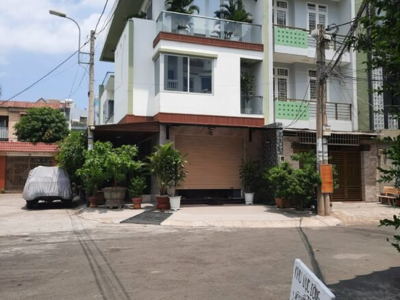 Bán nhà góc 2 mặt tiền Khu Tên Lửa 5×18 3 lầu có thang máy