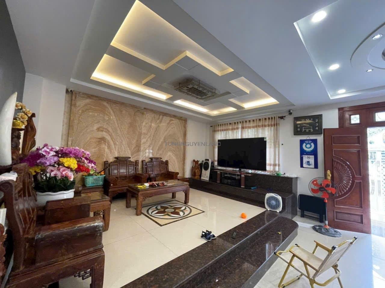 z7217060685001_78153ae472121a4206fd94855c0c4681 Bán biệt thự khu Ao Sen Tên Lửa đối diện công viên 10×20 3 tầng có hầm, thang máy